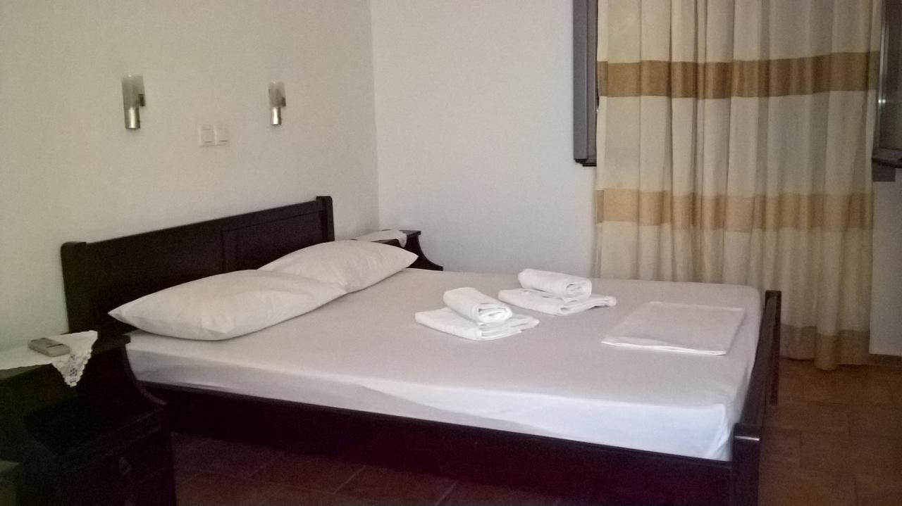 Aparthotel Petradi Livadi  Exterior foto
