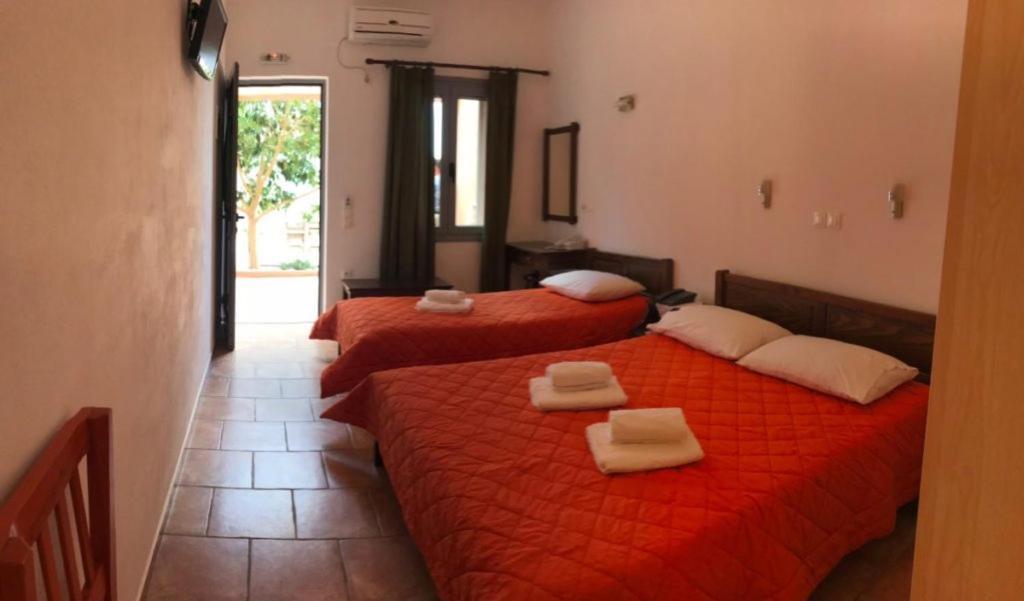 Aparthotel Petradi Livadi  Exterior foto